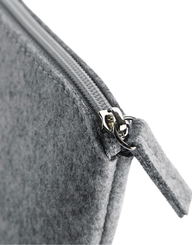 Plstená taštička na doplnky Pouch 2