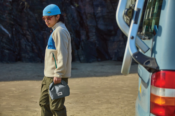 Izolovaná/chladiaca taška na obed 6,7l Black+Blum sivá 17