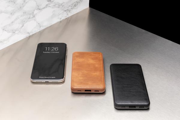 Powerbanka Tusca z PU 10 000 mAh čierna 10
