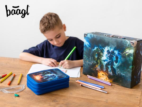 BAAGL Školský trojposchodový peračník Roboty 7