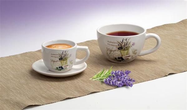. Kávová šálka s levanduľovým vzorom + podšálka, 250 ml 1