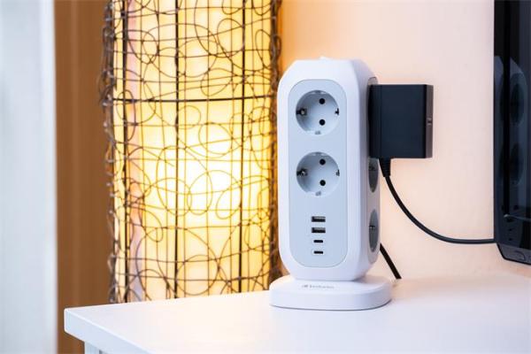 Predlžovací kábel, stojatý, 11 zásuviek, 2xUSB-A, 2xUSB-C, VERBATIM "EUPT-01" 3