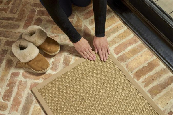 Lepiaca páska, obojstranná, silná, 30 mm x 1,5 m, 3M SCOTCH "Universal Gel", priehľadná 3