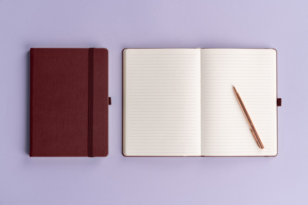 NOTIQUE Notes Aprint Neo, vínový, linajkovaný, 15 x 21 cm 5