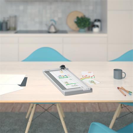 Rezačka, rotačná, A4, 8 listov, LEITZ "Precision Home A4" 6