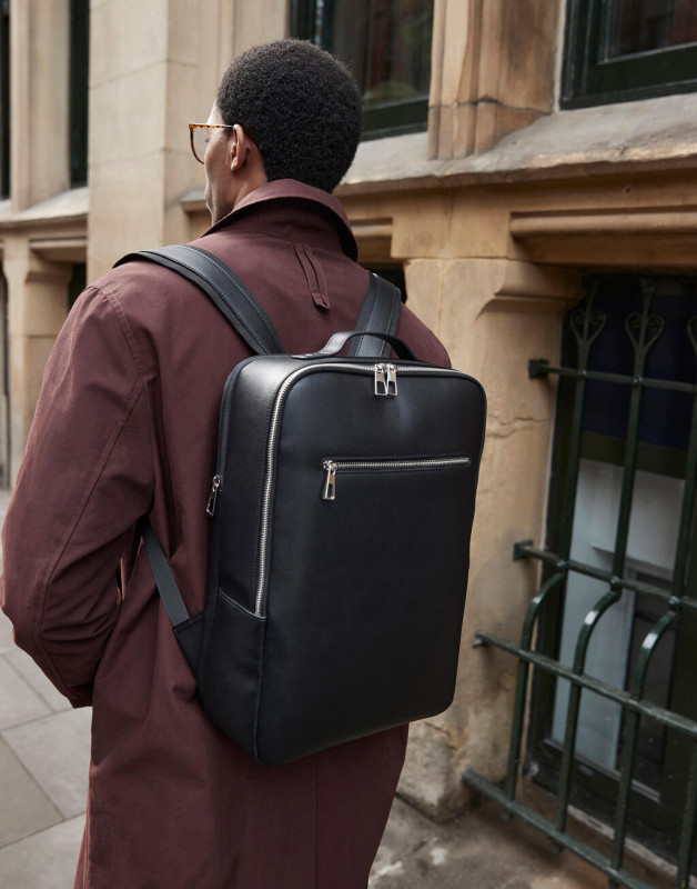 Tailored Luxe ruksak