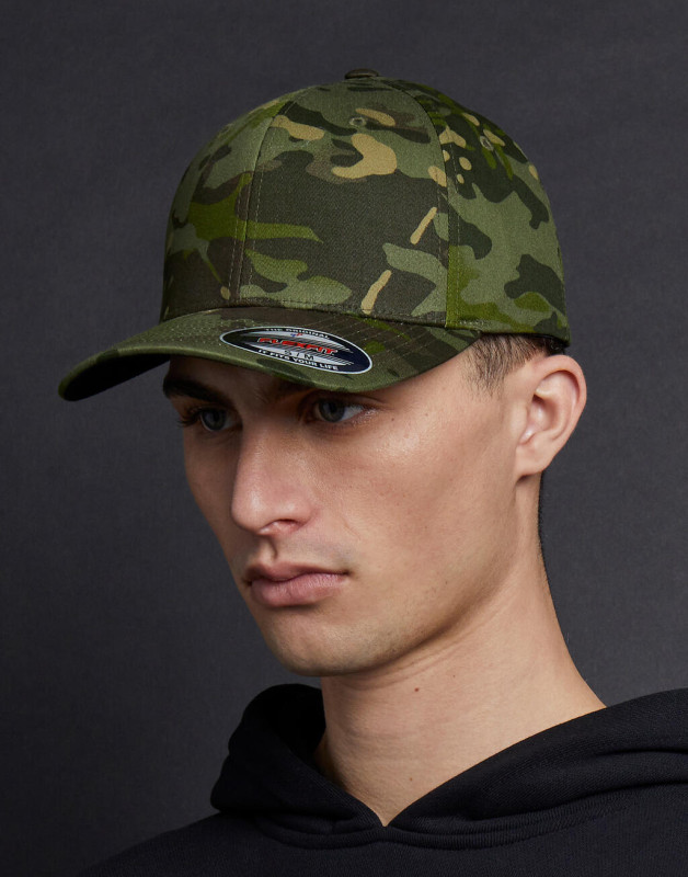 Flexfit® Multicam® šiltovka