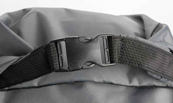 Základný rolltop batoh Impact z RPET AWARE™ antracitová 8