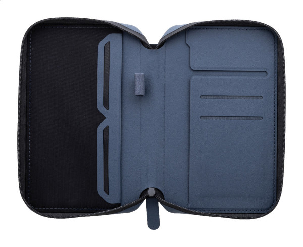 Pulux Pass cestovný organizér z RPU 2