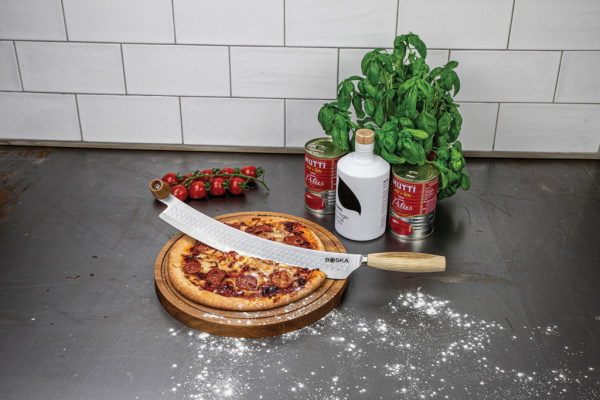 Nôž na pizzu a syr Oslo+ Nr.4 od značky BOSKA oceľ 8