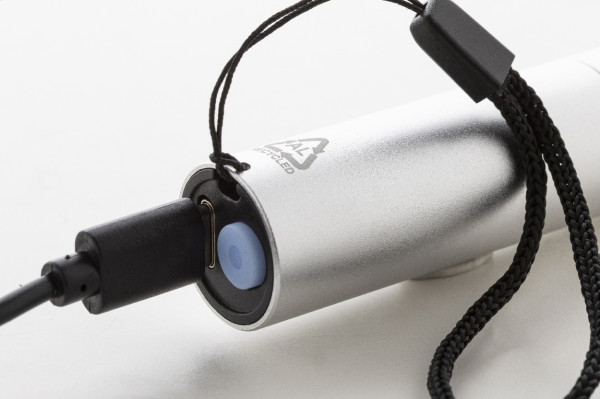 Chargelight Tone dobíjacie svietidlo z recyklovaného hliníka 3