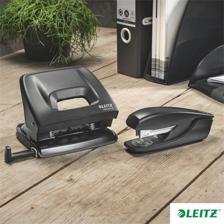 Dierovačka, dvojdierová, 30 listov, LEITZ "Recycle NeXXt", čierna 5