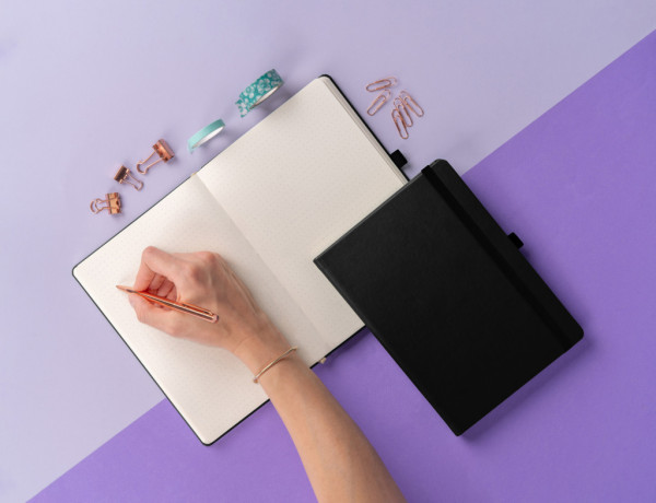 NOTIQUE Notes Balacron, čierný, bodkovaný, 15 x 21 cm 6