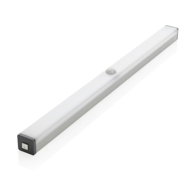 Veľké LED svetlo s pohybovým senzorom a USB nabíjaním strieborná 2