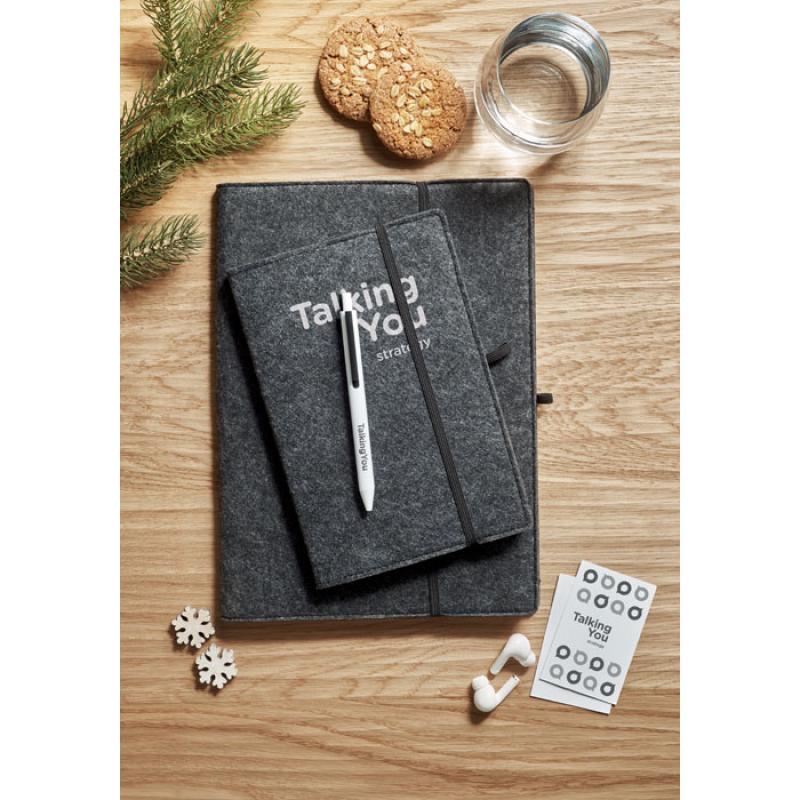 FELTBOOK 4