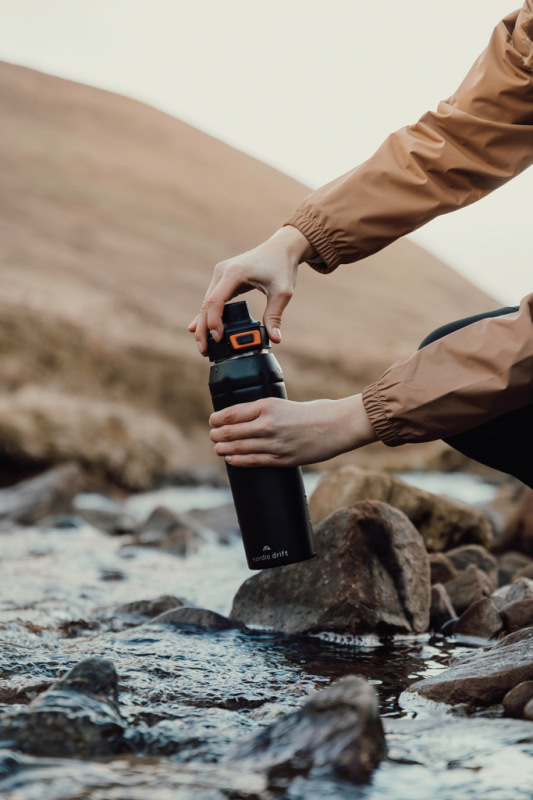 Nordic Drift Trail RCS Izolovaná uzamykateľná športová fľaša čierna 9