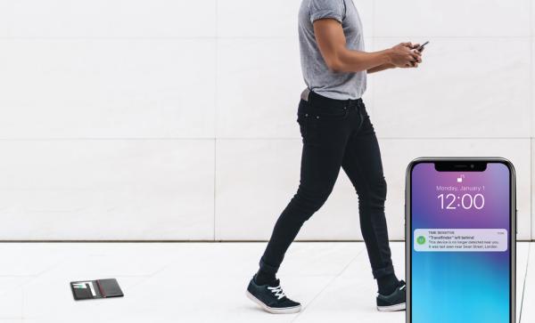 Cestovná peňaženka s lokátorom Travelfinder z RCS polyesteru čierna 11