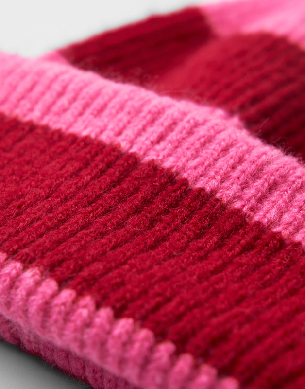 Colour Block Beanie 4
