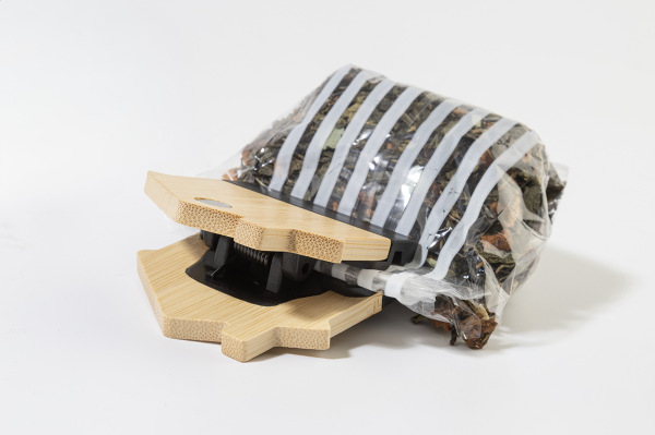 CasaClip magnet a spona na chladničku 2