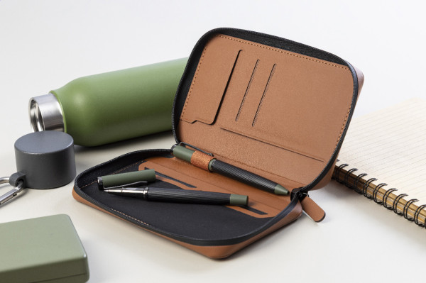 Pulux Pass cestovný organizér z RPU 7