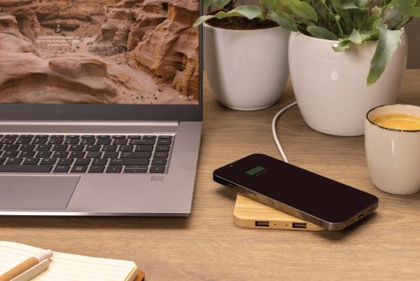 Bambusová bezdrôtová nabíjačka 10W s USB hnedá 6