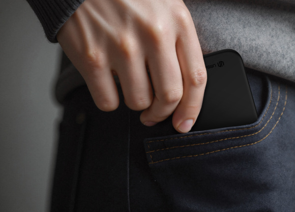 Urban Vitamin Concord RCS ultra-tenká 3000 mAh powerbanka čierna 13