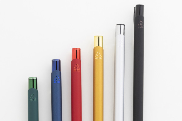 Shinnel guličkové pero 4