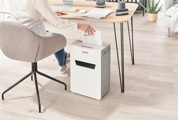 Skartovací stroj, mikrokonfetti, 6 listov, LEITZ "IQ Protect 6 P5" 4