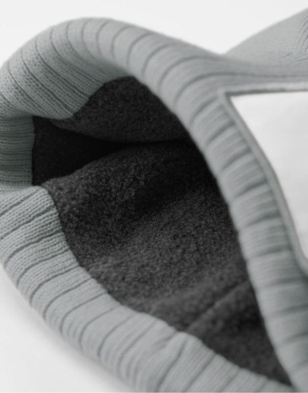 Appliqué Patch Pom Beanie 3