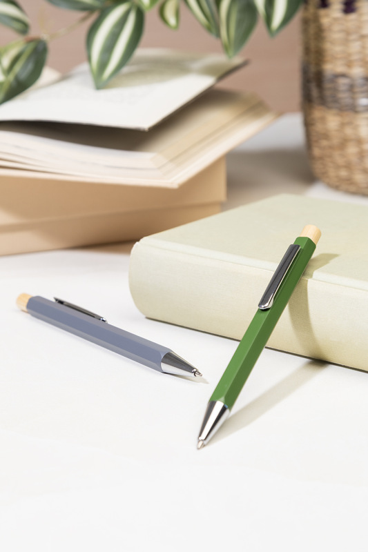 Hexalin guličkové pero 5