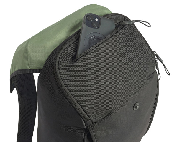 Batoh Thule Paramount 20L čierna 7