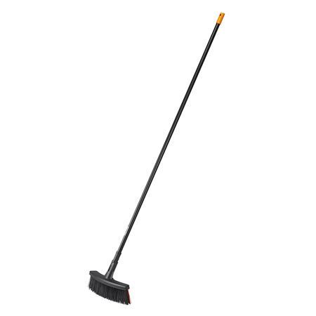Metla, exteriérová, M, FISKARS "Solid" 1
