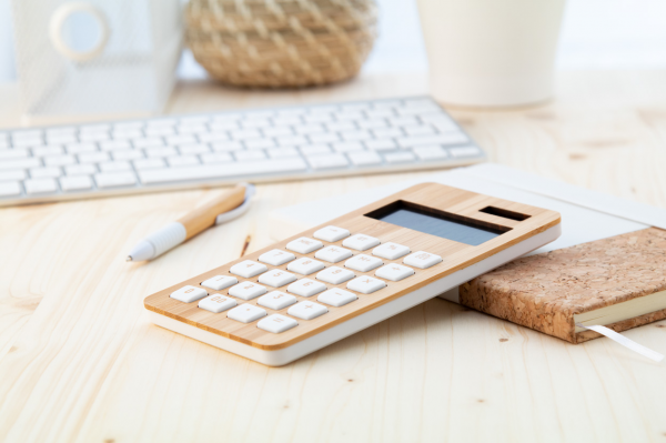 BooCalc kalkulačka z bambusu 3