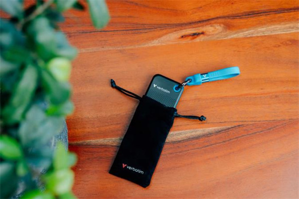 SSD (externá pamäť), 1TB, USB 3.2 Gen2, VERBATIM "Pocket SSD", čierna/modrá 5