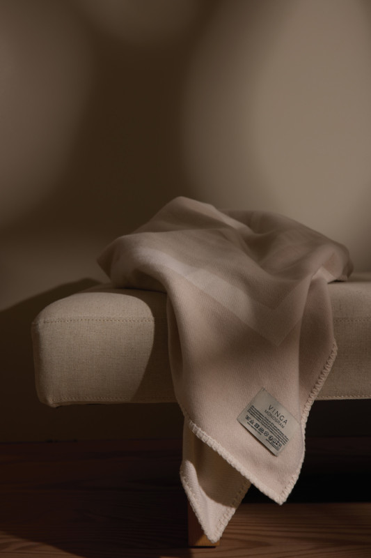 VINGA Monogram GRS deka off white 6