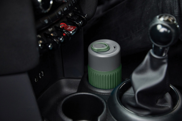 Cestovný sklenený hrnček 340 ml Black+Blum olivovo zelená 7