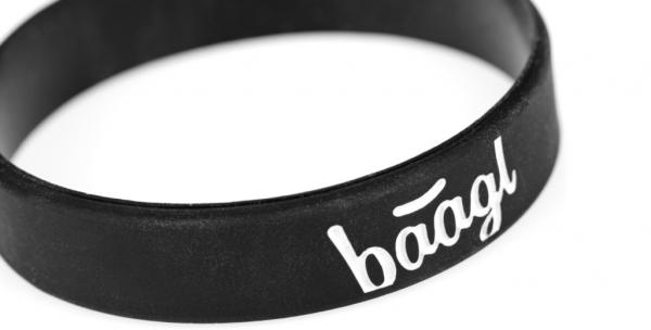 BAAGL Svietiaci náramok Logo čierny 1