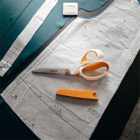 Nožnice, klasické, 23 cm, FISKARS "RazorEdge Softgrip", oranžová-biela 4