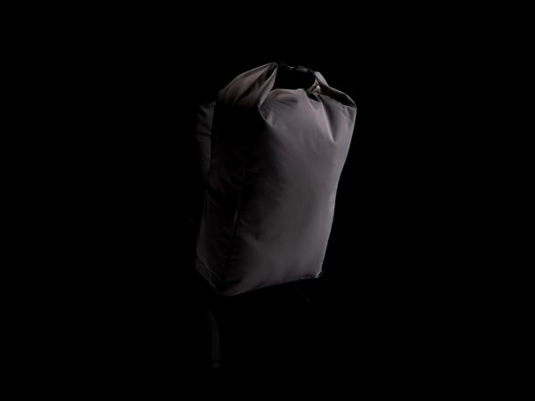 Základný rolltop batoh Impact z RPET AWARE™ antracitová 13