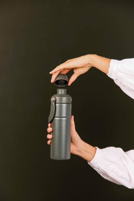 VINGA Baltimore trek RCS fľaša z rec. Nerez. ocele 600 ml zelená 11