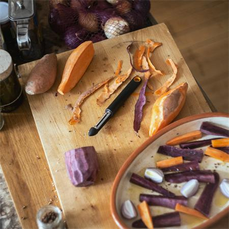 Otočná škrabka, FISKARS 5