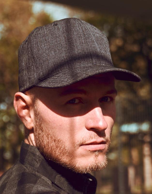 Fine Melange šiltovka 1