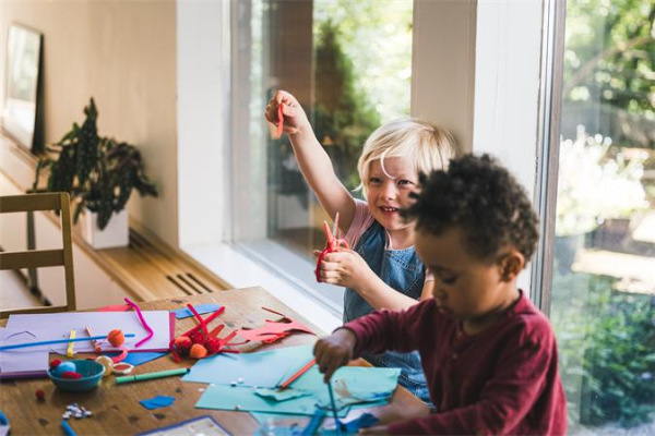 Nožnice, detské, tréningov, FISKARS, červené 5