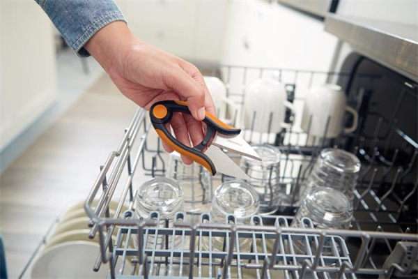 Nožnice na bylinky, FISKARS "Solid™ SP220" 5