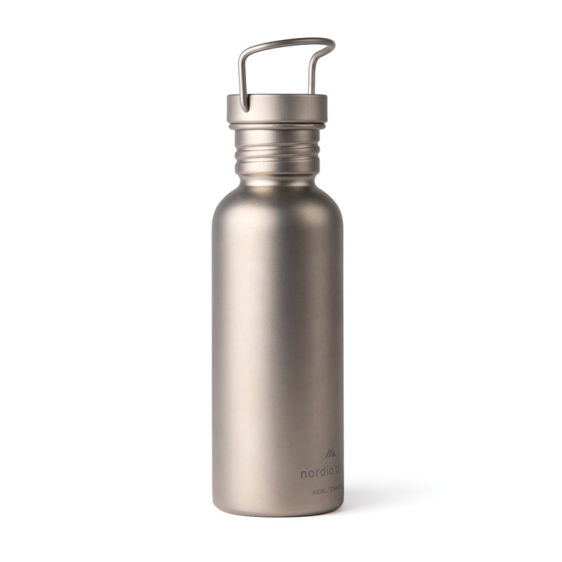 Nordic Drift Trail Ultra Ľahká Titánová Fľaša na vodu 600 ml strieborná 6
