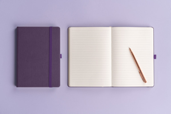 NOTIQUE Notes Aprint Neo, fialový, linajkovaný, 15 x 21 cm 5