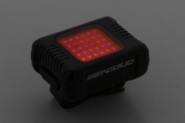 Cobik sada dobíjacích svetiel na bicykel 10