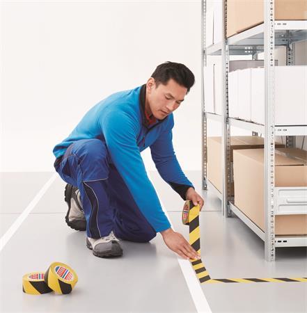 Označovacia páska na podlahy, 50 mm x 33 m, TESA "Professional Premium", čierna-žltá 4