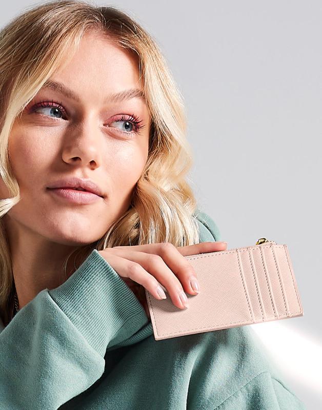 Dokladovka Boutique Card Holder