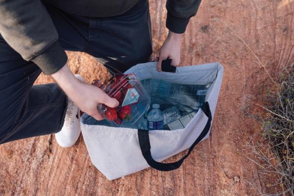 Nefarbená chladiaca taška Impact z 285g recykl. canvas AWARE sivá 8